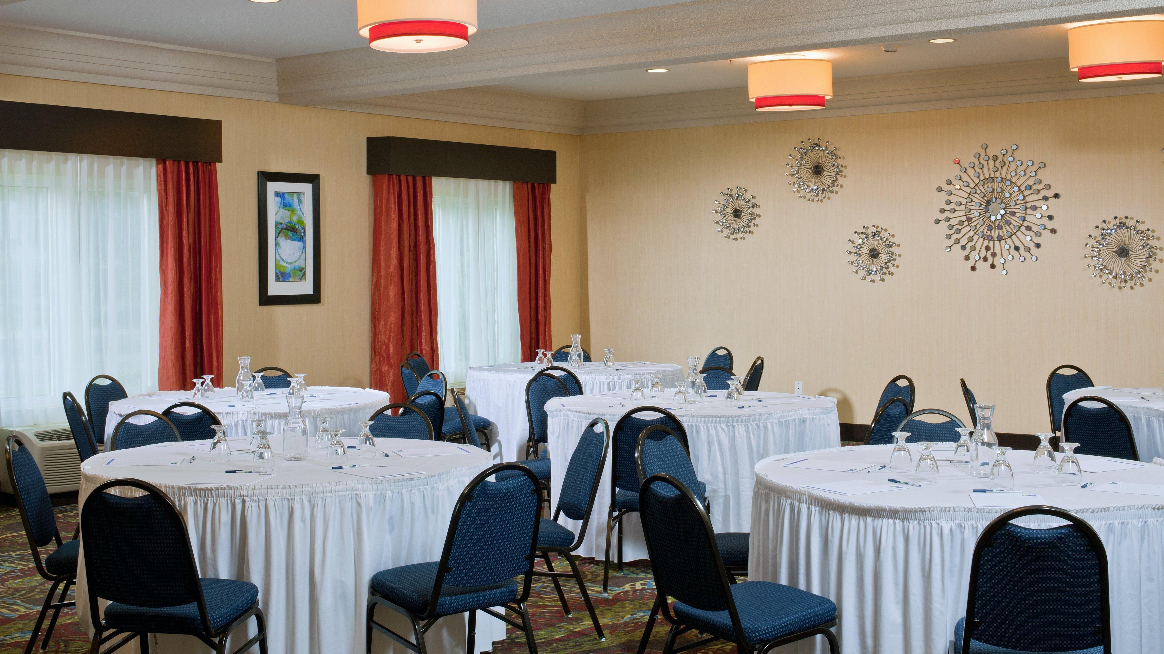 Holiday Inn Express Hotel & Suites Saginaw By Ihg Exteriér fotografie