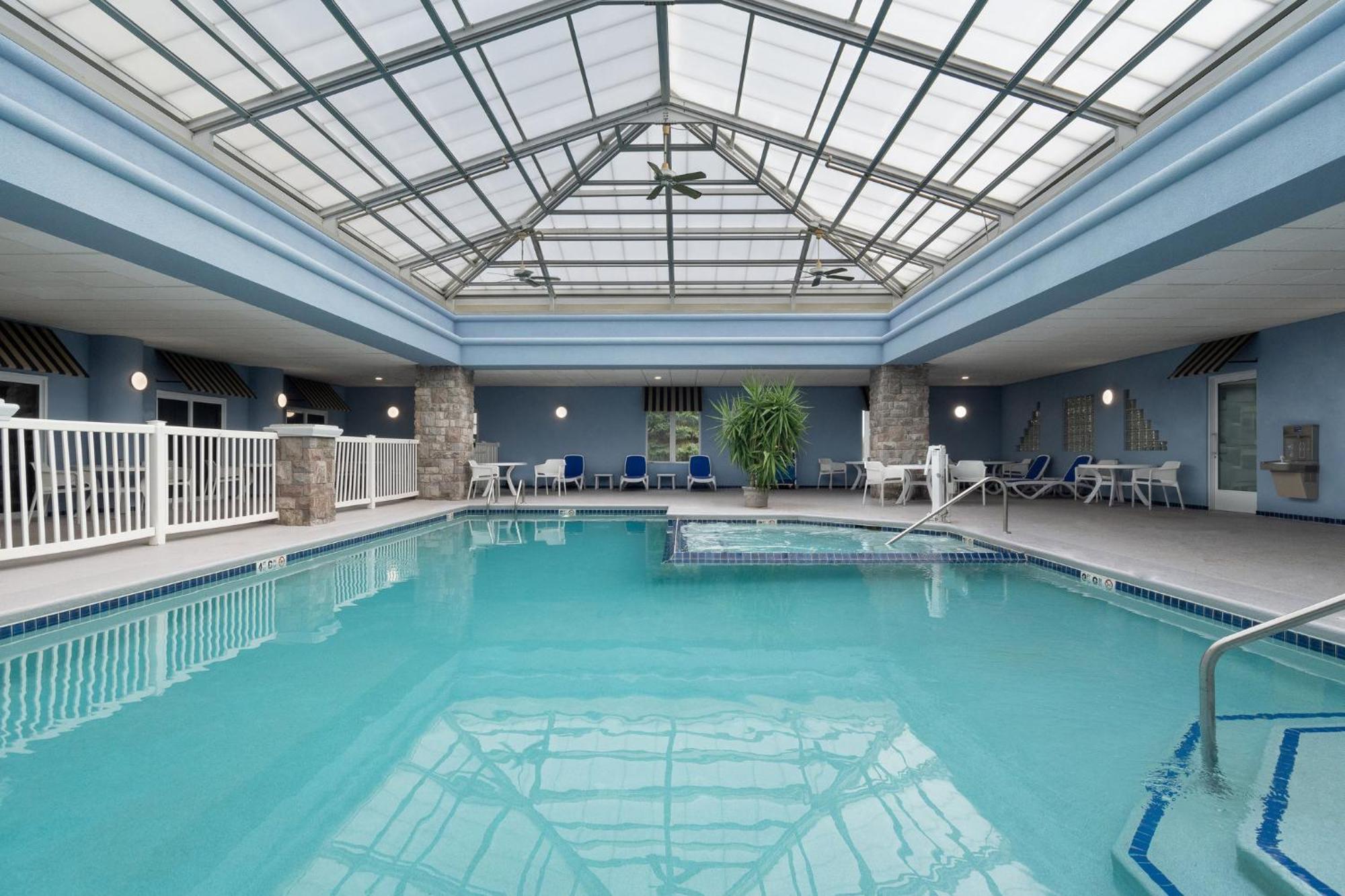 Holiday Inn Express Hotel & Suites Saginaw By Ihg Exteriér fotografie